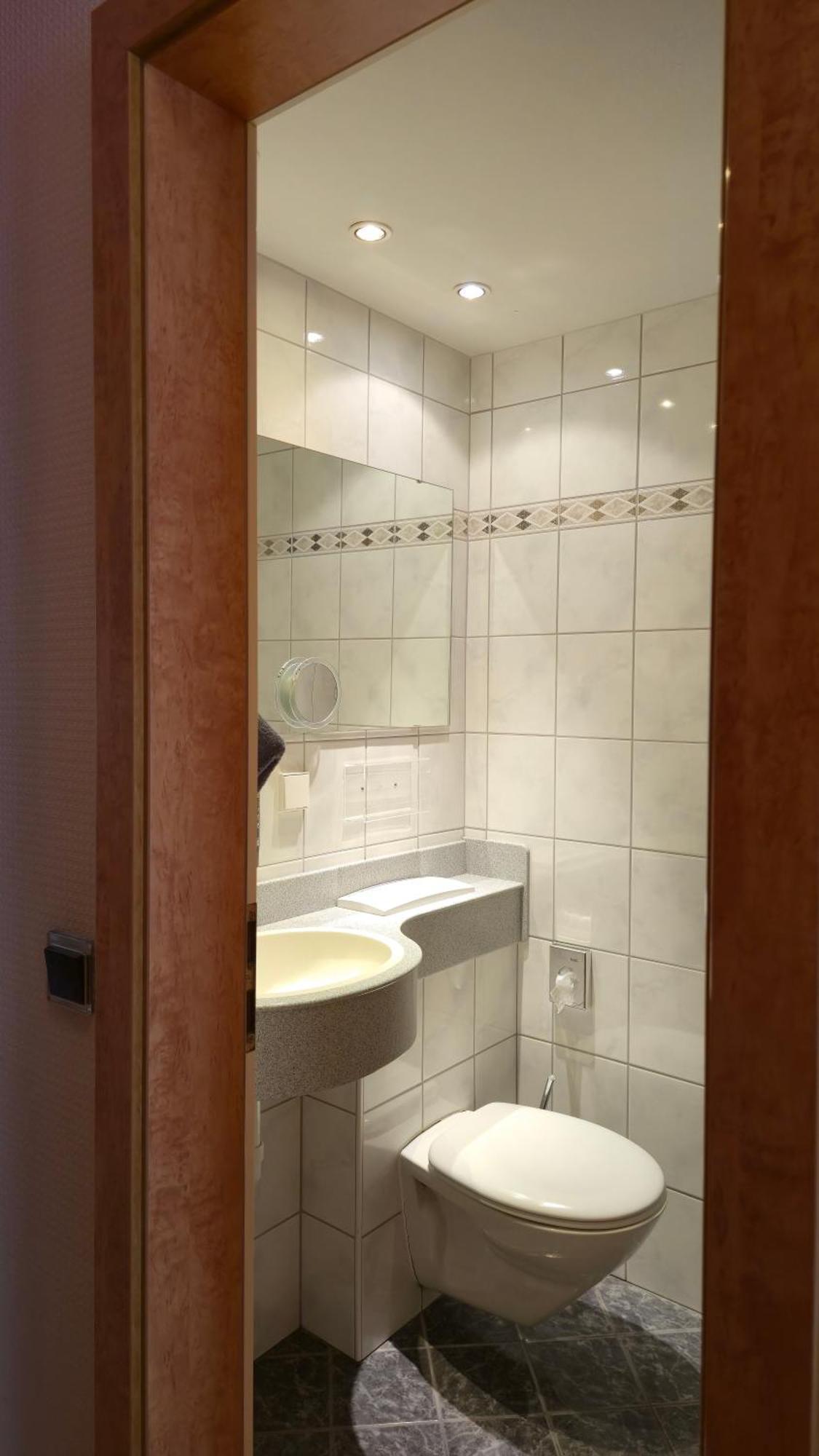 Hotel Boardinghouse Sonne Offenburg Zimmer foto
